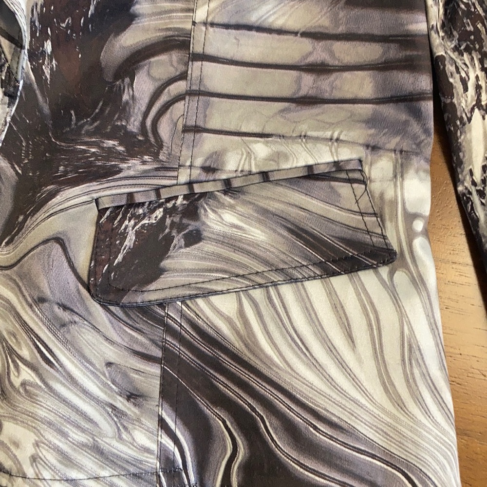 Woman’s jacket - Picture 5 of 9